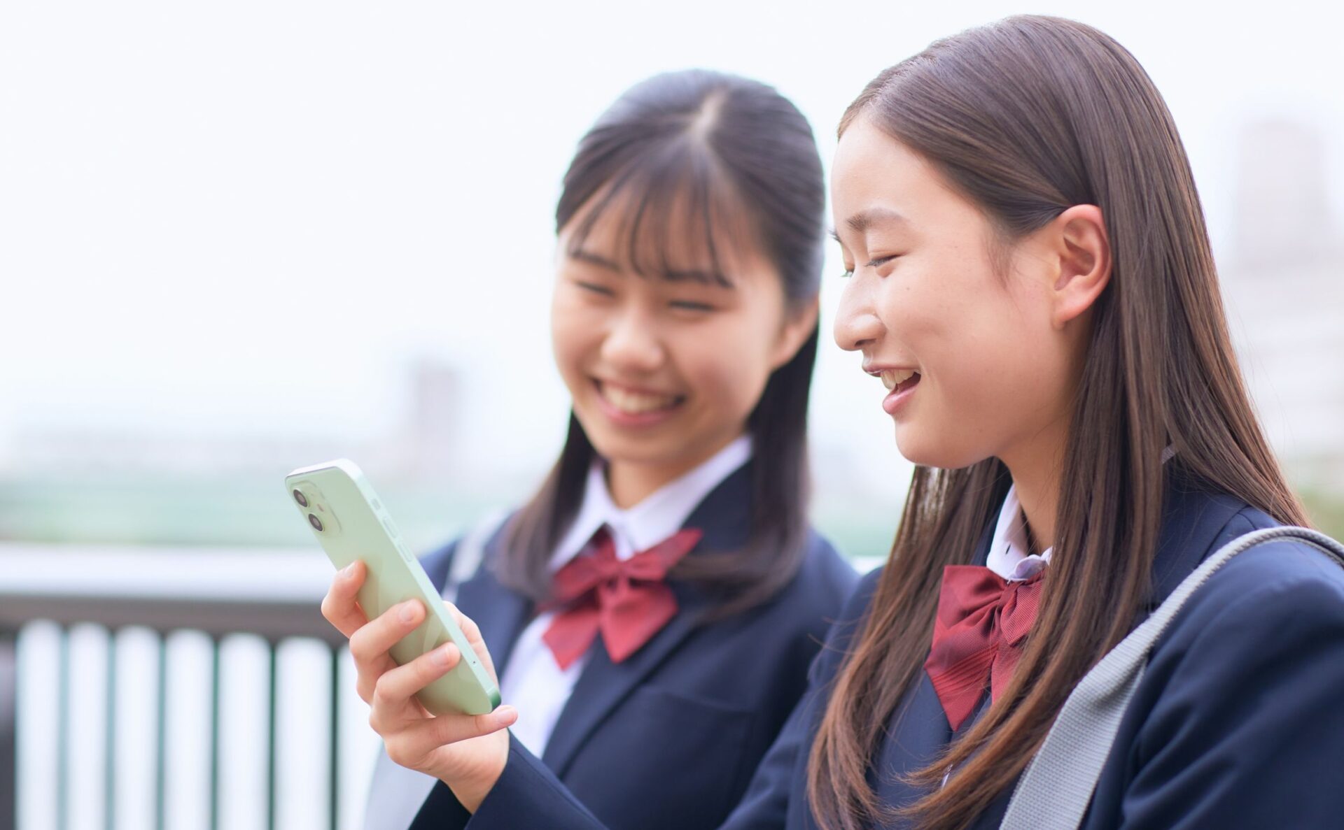 相手のプロフィールをチェックする