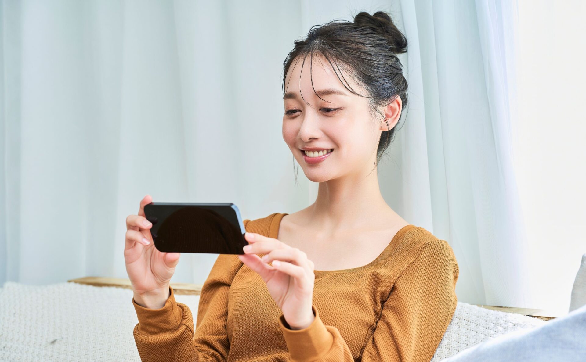 DMM TVをアプリで入会、いくらかかる?